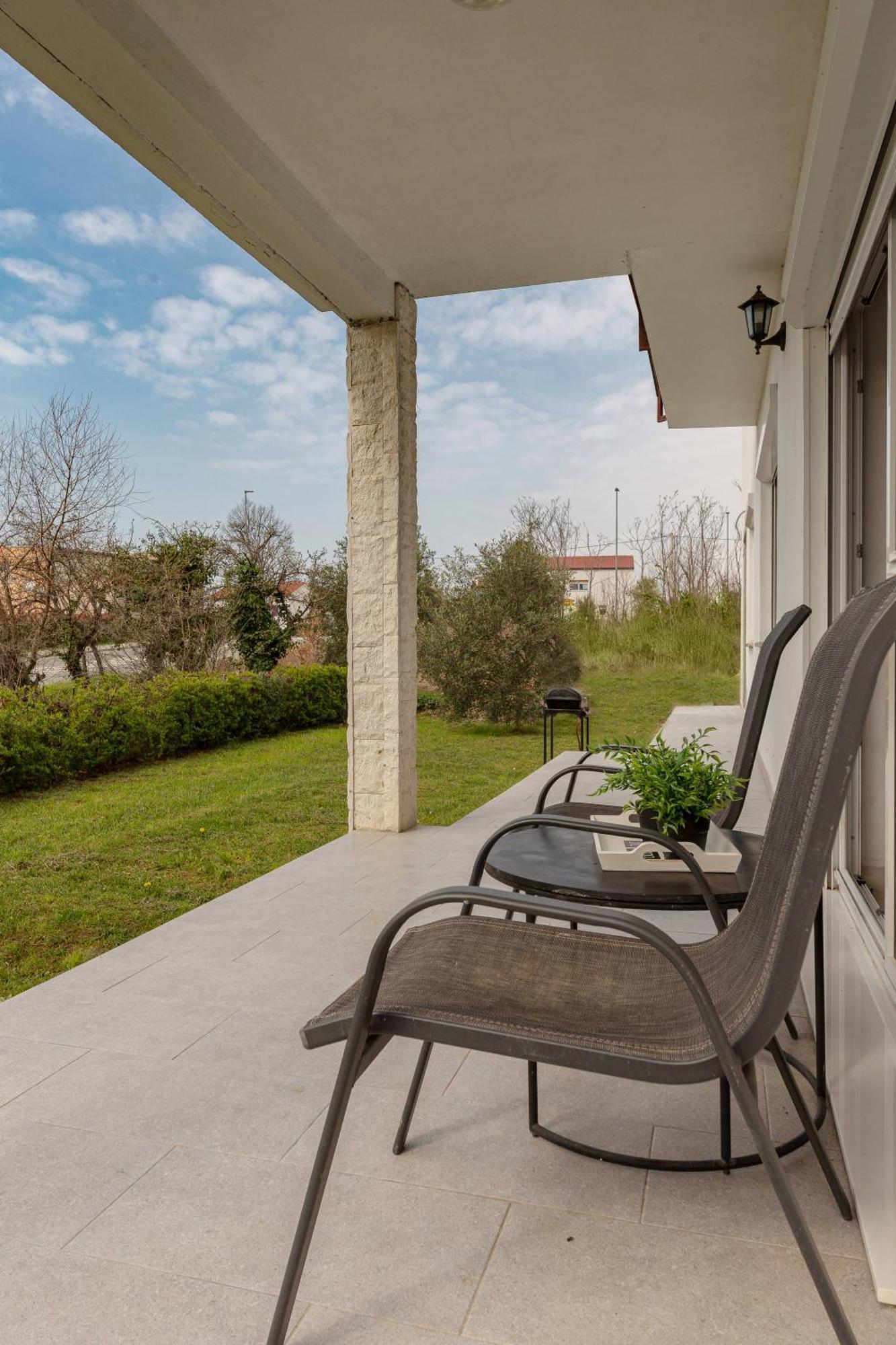 Bright Apartment Копер Экстерьер фото