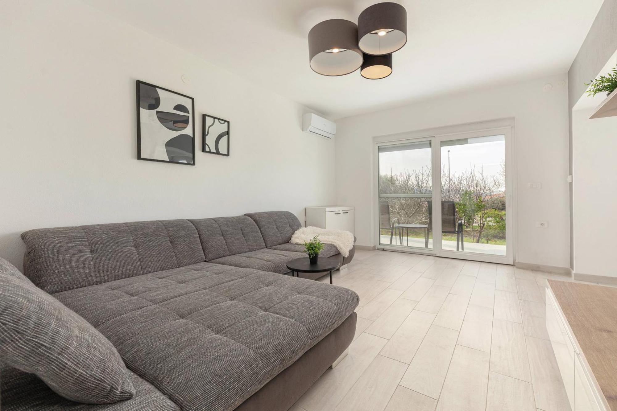 Bright Apartment Копер Экстерьер фото
